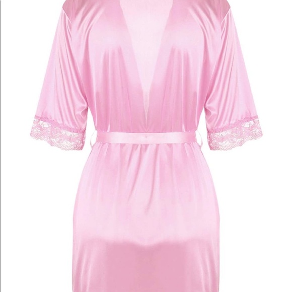 Pink Robe with Lace Trimmed Sleeves - Picture 3 of 7